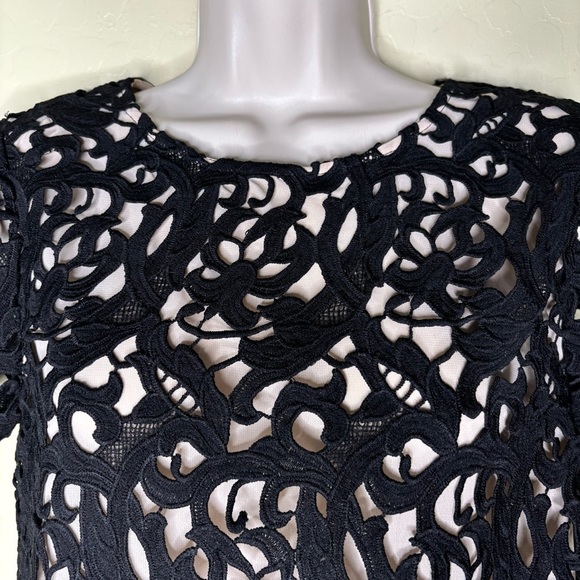 Forever 21 Black Crochet Lace Top Size Small S - Picture 6 of 11